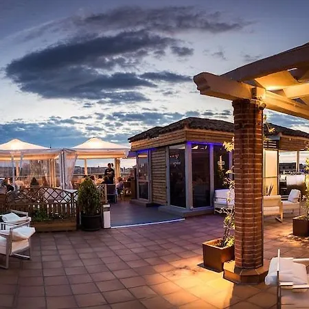 Hotel Carlos V 3*
